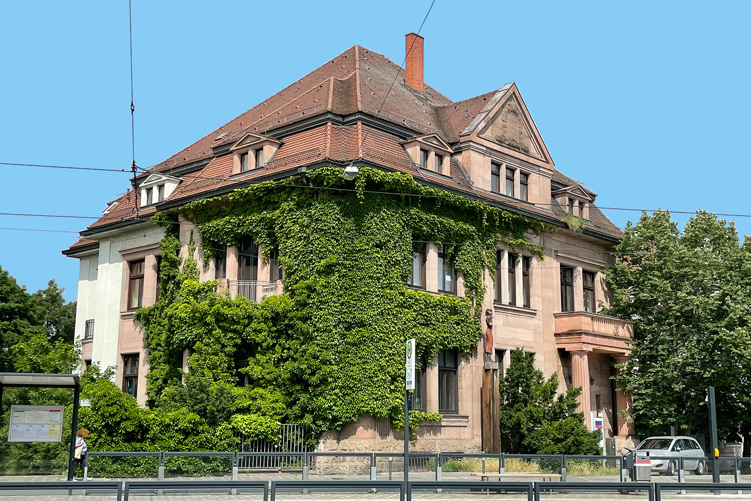 Bild: Saniert, umgenutzt und belebt: Villa Spittlertorgraben